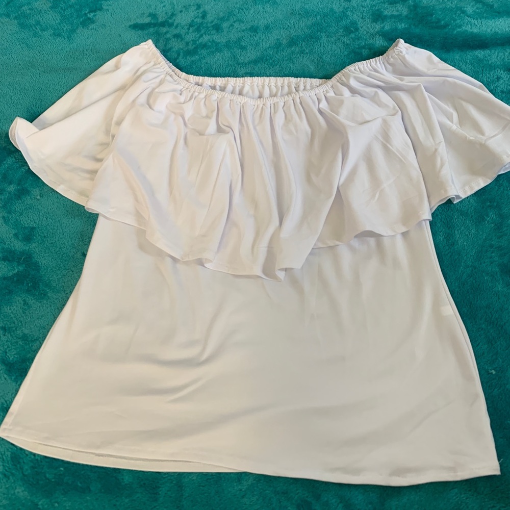 Shoulder blouse